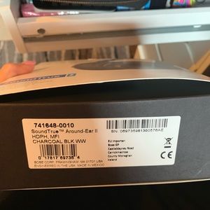 WIRED BOSE HEADPHONES BLACK